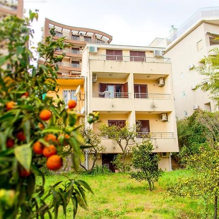 Guest House Mandarina Budva Exterior foto