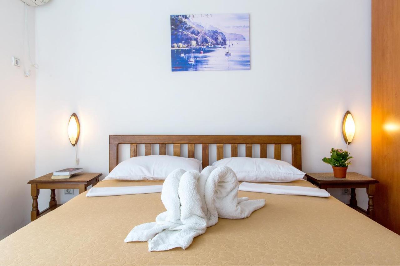 Guest House Mandarina Budva Exterior foto