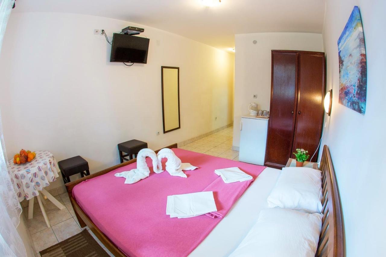 Guest House Mandarina Budva Exterior foto