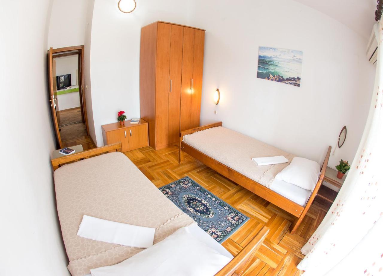 Guest House Mandarina Budva Exterior foto
